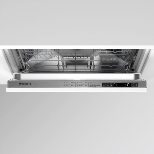 Blomberg LDV52520 Integrated Full Size Dishwasher With Hygiene+ 15 Place Settings