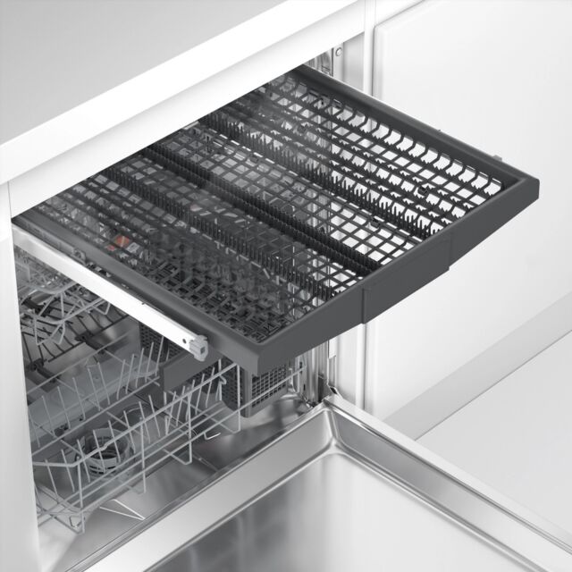 Blomberg LDV52520 Integrated Full Size Dishwasher With Hygiene+ 15 Place Settings