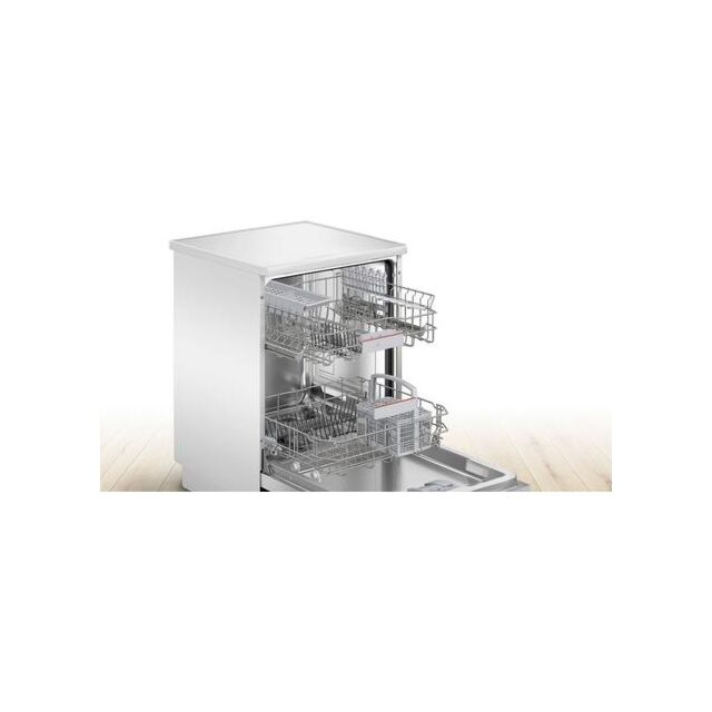 Bosch SMS4EKW06G Free-Standing Dishwasher - White - 13 Place Settings