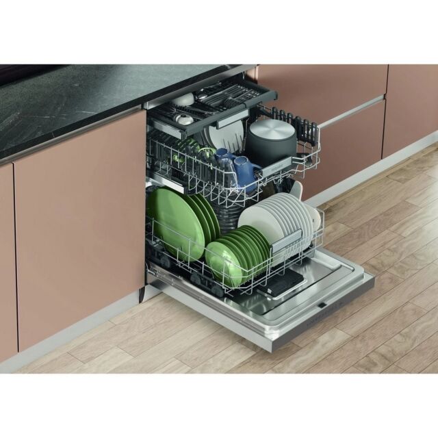 Hotpoint H7FHP43XUK 15 Place Settings Dishwasher - Inox