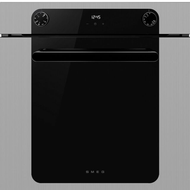 Smeg SF6200TSI 59.7Cm Built In Electric Single Oven - Silver