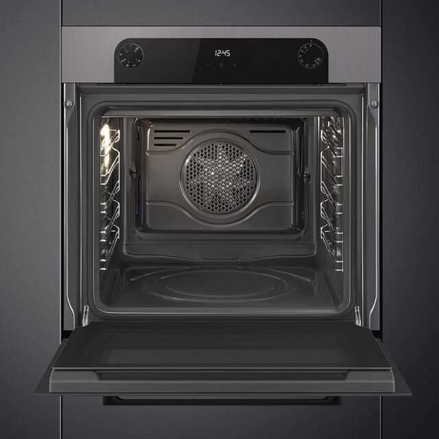 Smeg SF6200TSI 59.7Cm Built In Electric Single Oven - Silver